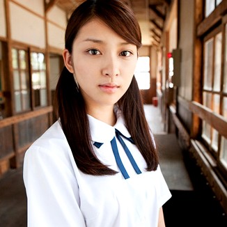 Emi Takei