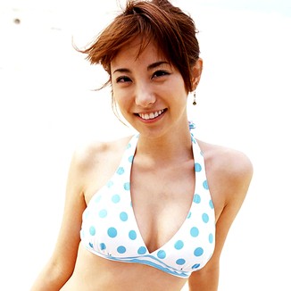 山本梓