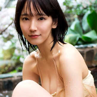 Riho Yoshioka