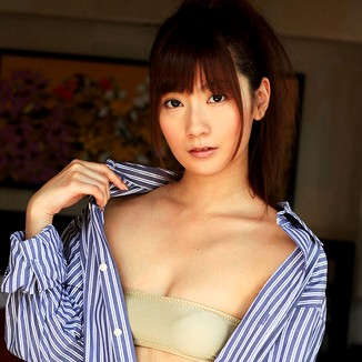 中川アンナ